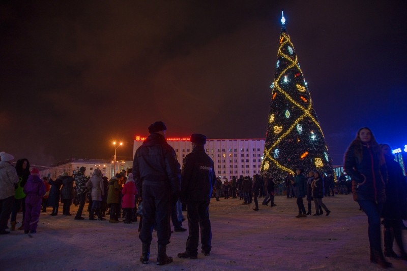 Полиция и ЧОПы будут патрулировать центр Томска в новогоднюю ночь