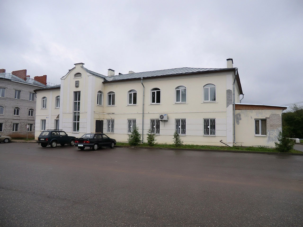 В Тверской области больницу заставили нанять охрану