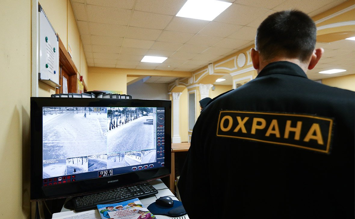 В Петербурге произошла драка между охранной и родственниками умерших пациентов