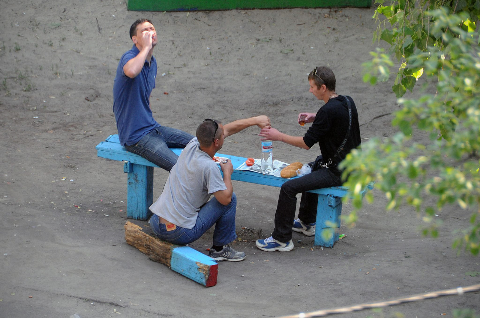 пьяные на улицах москвы