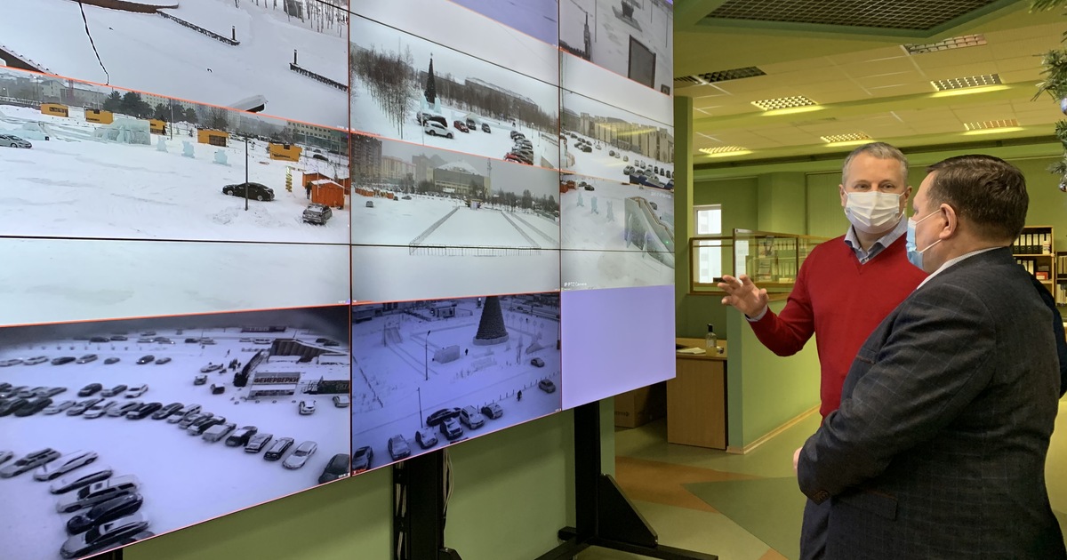 Все ледовые городки в Сургуте обеспечили постоянным видеонаблюдением и охраной