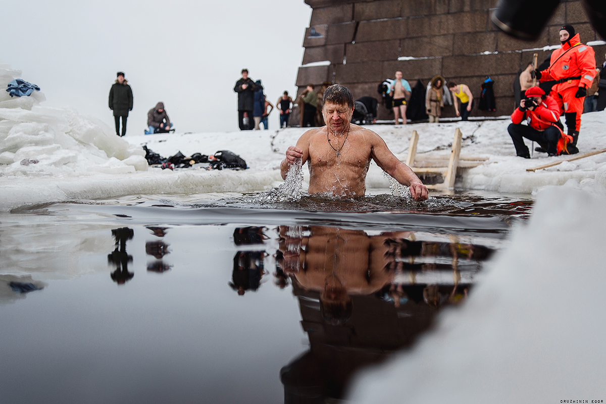 В Красноярске ЧОПы будут патрулировать водоемы в Крещение