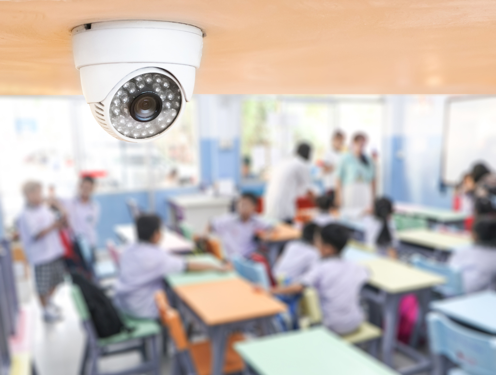 В школах Краснодара начали тестировать интеллектуальное видеонаблюдение