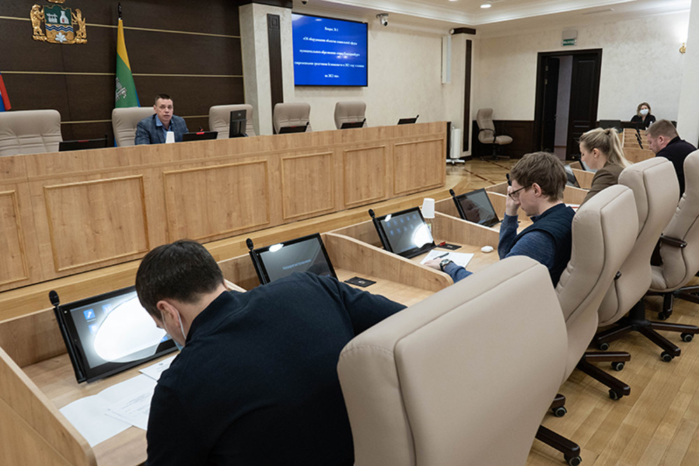 Екатеринбург выделит 7,3 млн руб. на обеспечение безопасности объектов образования