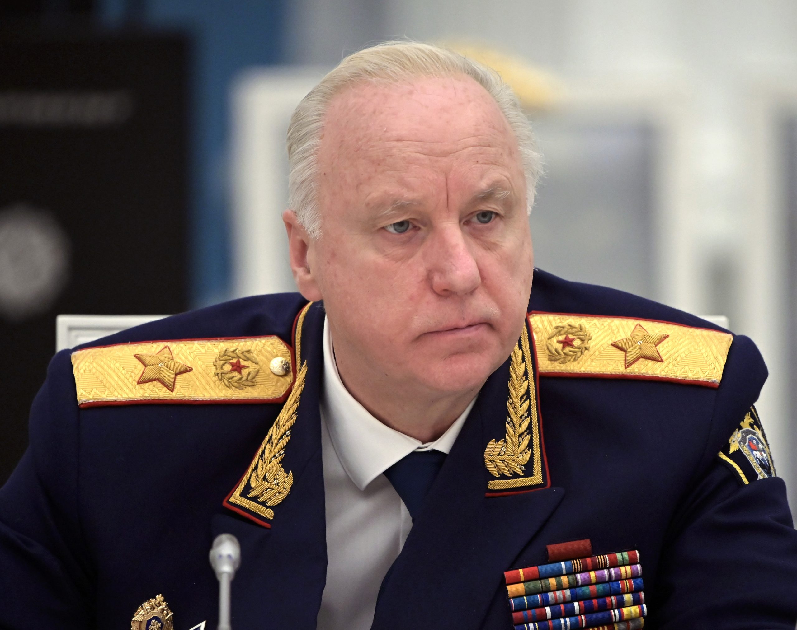 Бастрыкин предложил вернуть контроль за оружием из Росгвардии в МВД