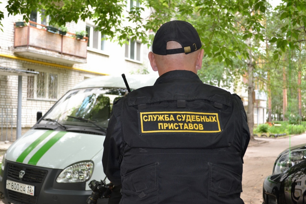 Судебные приставы Калининграда вынудили охранное предприятие выплатить штраф