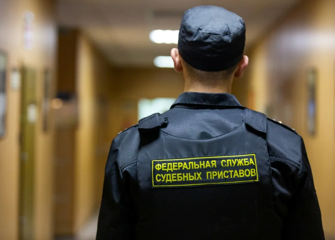 В Калининграде судебные приставы помогли вернуть охраннику долг по зарплате