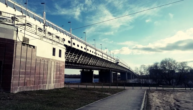 В Омске за безопасность метромоста будут отвечать охранники из Кургана